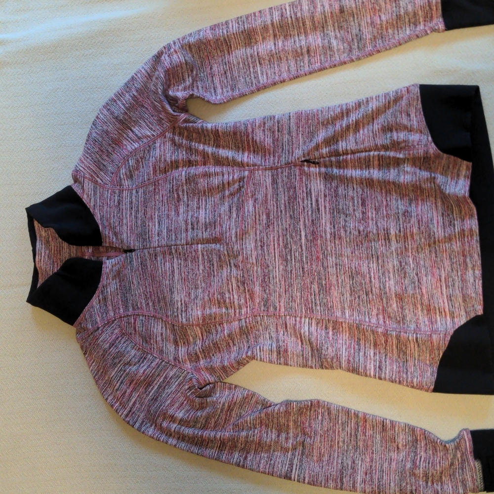 Lululemon Runderful 1/2 Zip Pullover